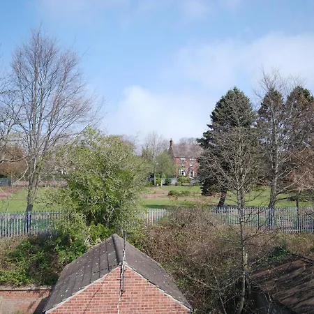 Saltburn Holidays 3 Park View 公寓 *